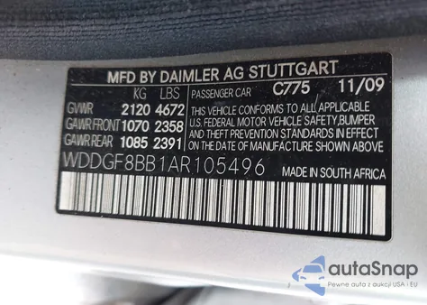 2010 Mercedes-Benz C 300 Luxury 4Matic/Sport 4Matic z USA, uszkodzony, nr VIN WDDGF8BB1AR105496